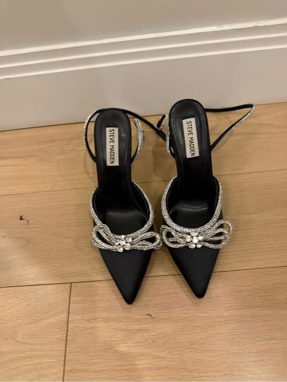 Steve Madden Black Pointed Slingback Heels with Rhinestone Bow
